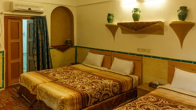 Khesht Abad Hotel