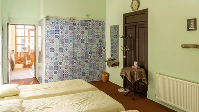 Iranian Garden Guesthouse