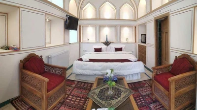 Yas  Traditional Hotel