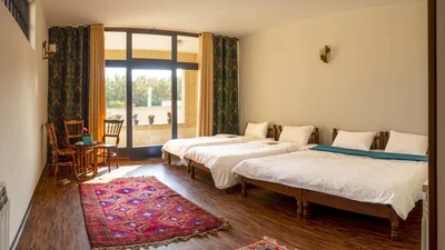 Sarv Hotel