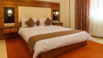 Shayli Hotel