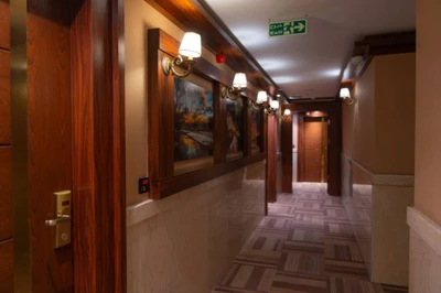 Helma Hotel