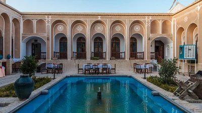 Laleh Hotel