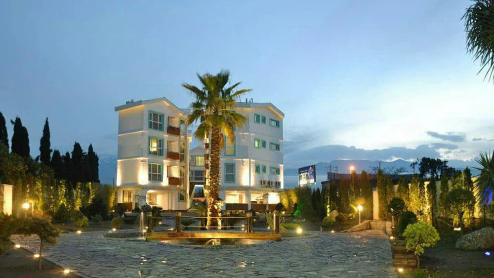 Barooj Hotel