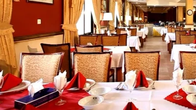 Laleh Hotel