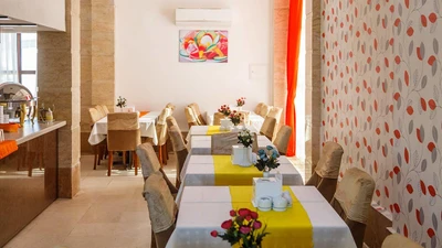 Shayli Hotel