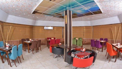 Park Saadi  Hotel