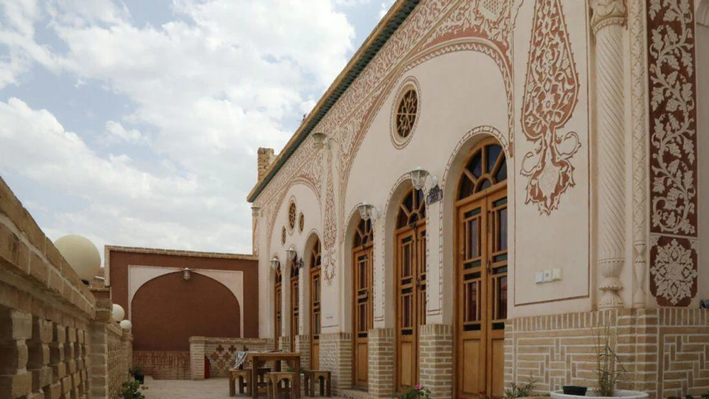 Khademi Traditional Hotel