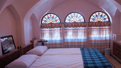 Mahinestan Raheb Hotel