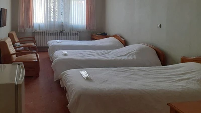 Shadi Hotel