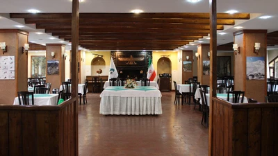 Shemshak Tourist Hotel