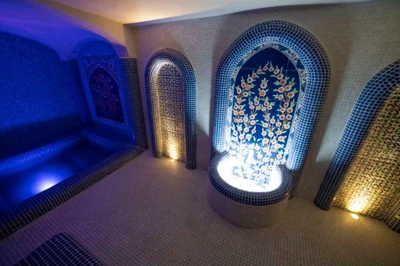 Emarat Haft Rang