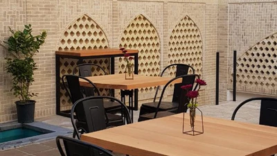 Zavieh Hotel