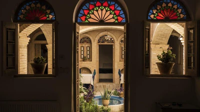 Ara Traditional Hotel