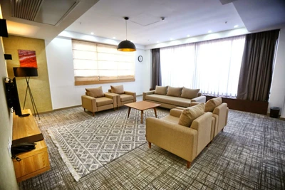 Novin Plus Hotel