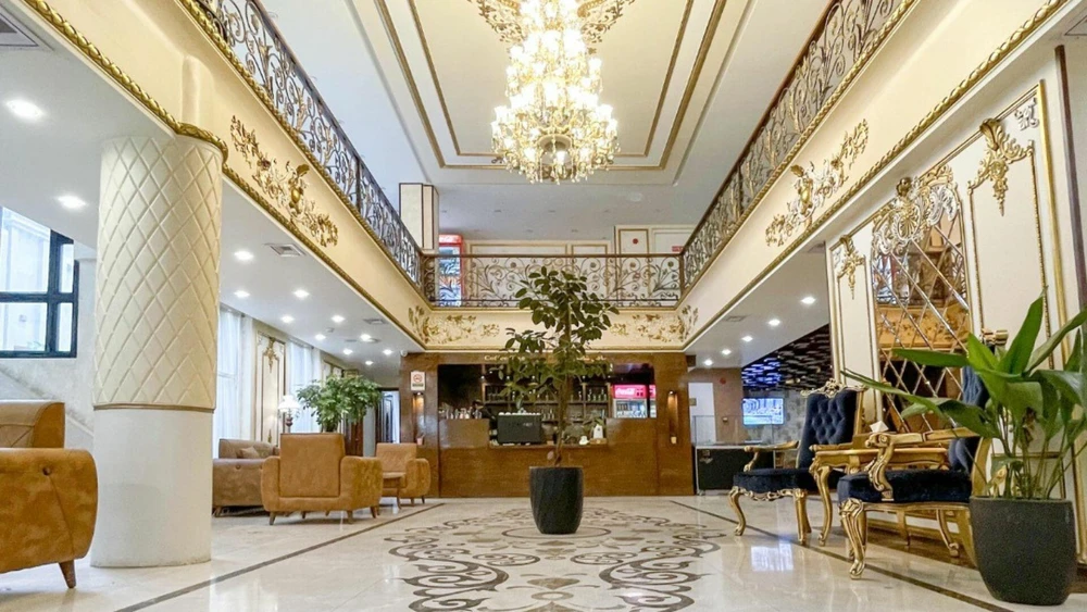 Hadis Hotel