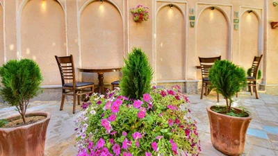 Yas  Traditional Hotel