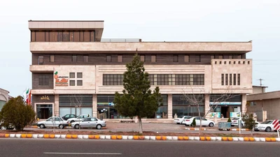 Narenjestan Hotel