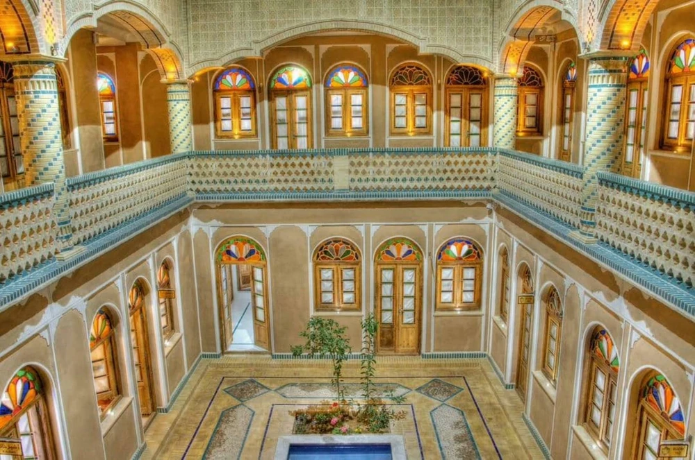 Fazeli Hotel