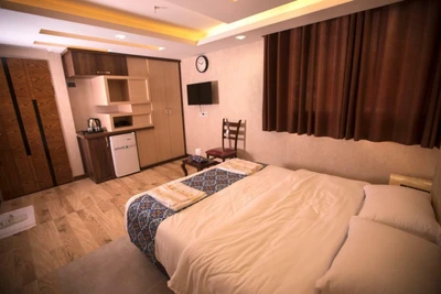 Esfahan Mani Hotel