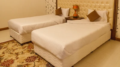 Lux Persia Hotel