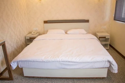 Vernus Hotel