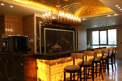 Diyako Palace Hotel