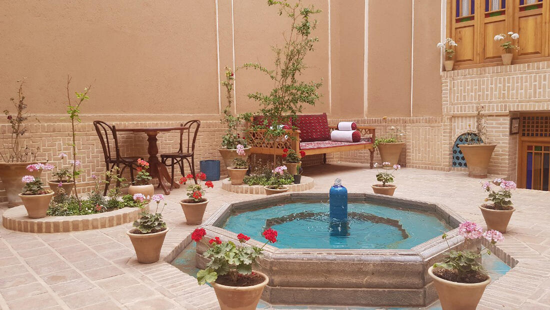 Mahoor Traditional Hotel