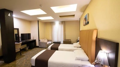 Royal Hotel