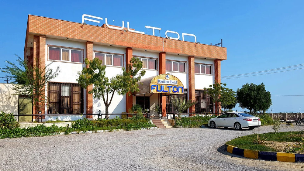 Fulton Hotel