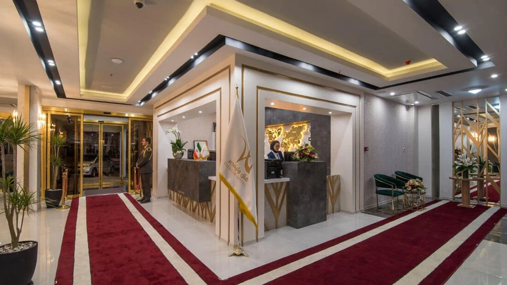 Valiasr Hotel