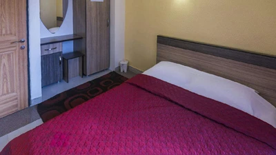 Liyan Hotel