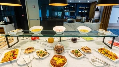 Avina Hotel