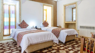 Moshir al-Mamalek Garden Hotel