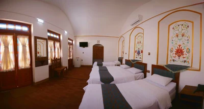 Pars Traditional Hotel