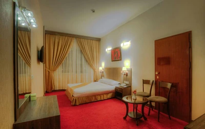 Kiana Hotel