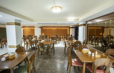 Kimia 4 Hotel