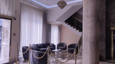 Naderi Palace