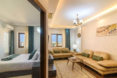 Artemis Hotel
