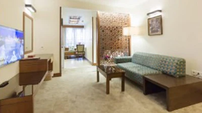 Negin Pasargad Hotel