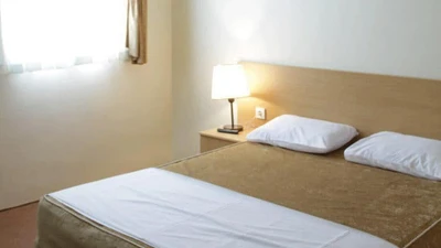 Ahrab Hotel