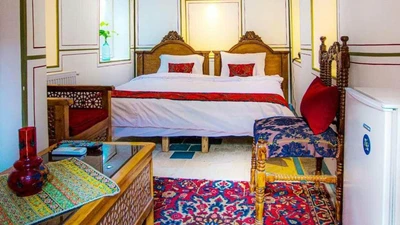 Yas  Traditional Hotel