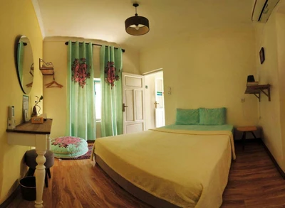 Zee Hostel