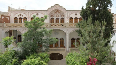 Khademi Traditional Hotel
