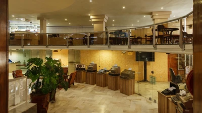 Piroozy Hotel