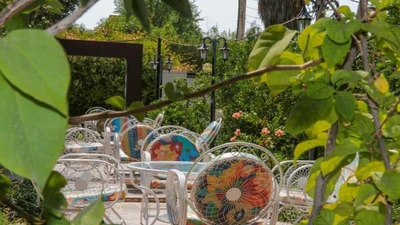 Avan Hotel