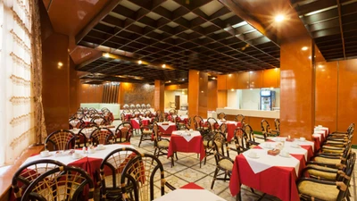 Pars Hotel