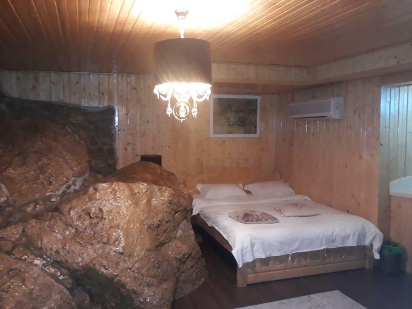 Bame Sabz Hotel