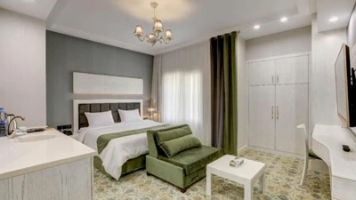 Arghavan Hotel