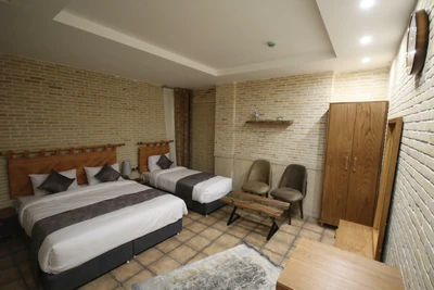 Haft Dari Hotel